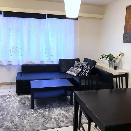 In Centre شقة *